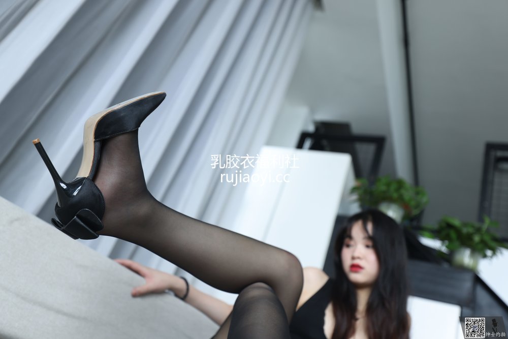 [SHENSHI绅士] – SS023 蓉蓉 [64P336MB]