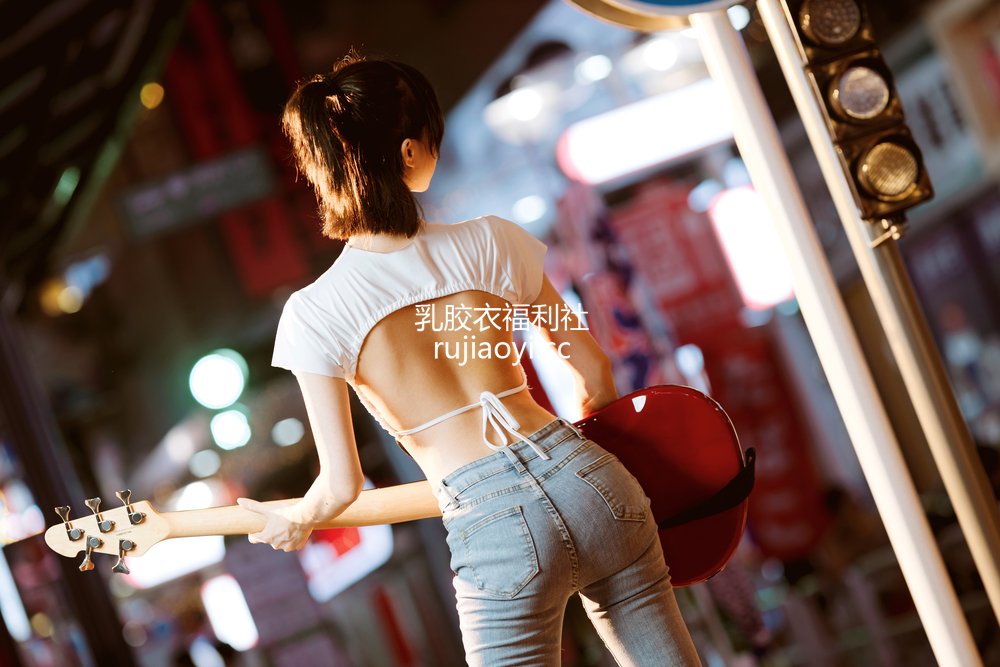 [网红杂图] 木绵绵OwO – 贝斯与妹妹2 [28P273MB]