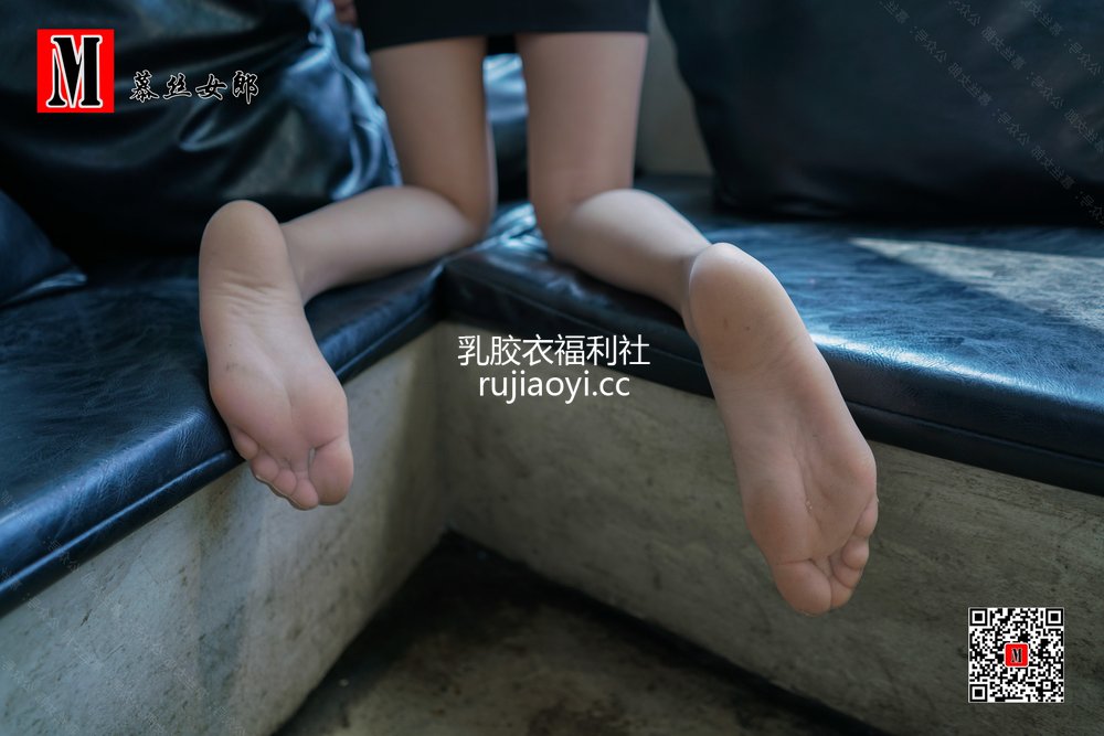 [MussGirl慕丝女郎] No.084 看不腻的一双 [98P297MB]