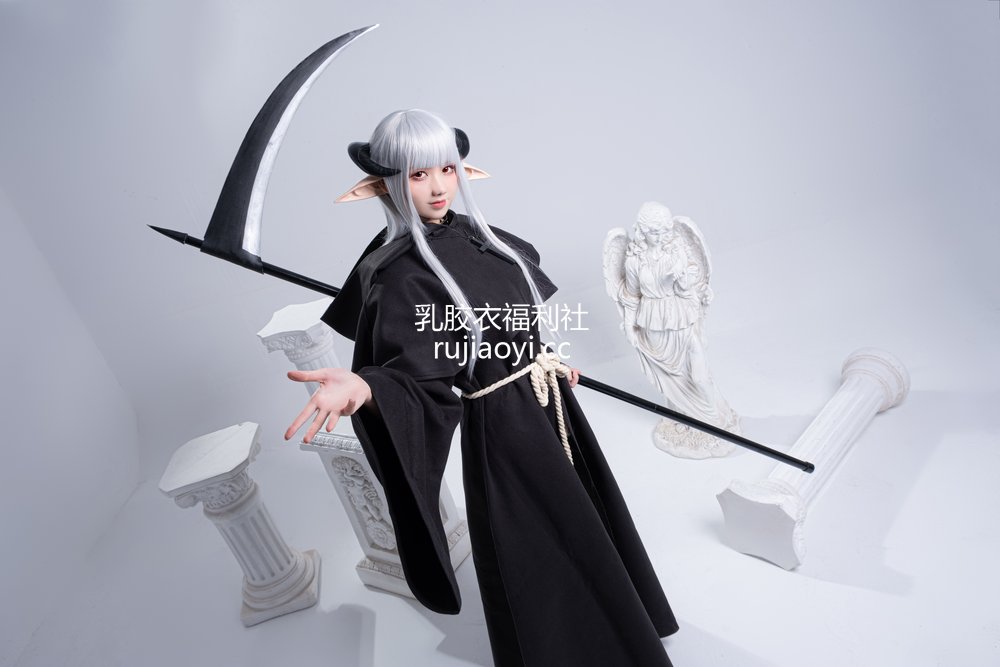 [网红杂图] izumi泉桃子 – 死神 [83P519MB]