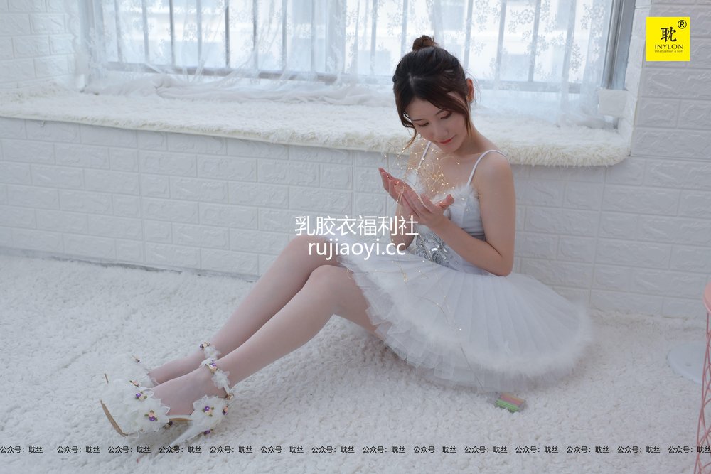 [IESS异思趣向] 《普惠集》PH-S003 紫薇 白芭蕾 [61P116MB]