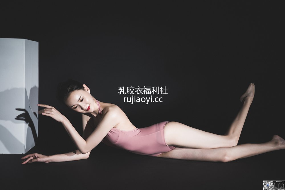 [GALLI嘉丽] 舞蹈生日记 – 043 POPPY2 [34P242MB]