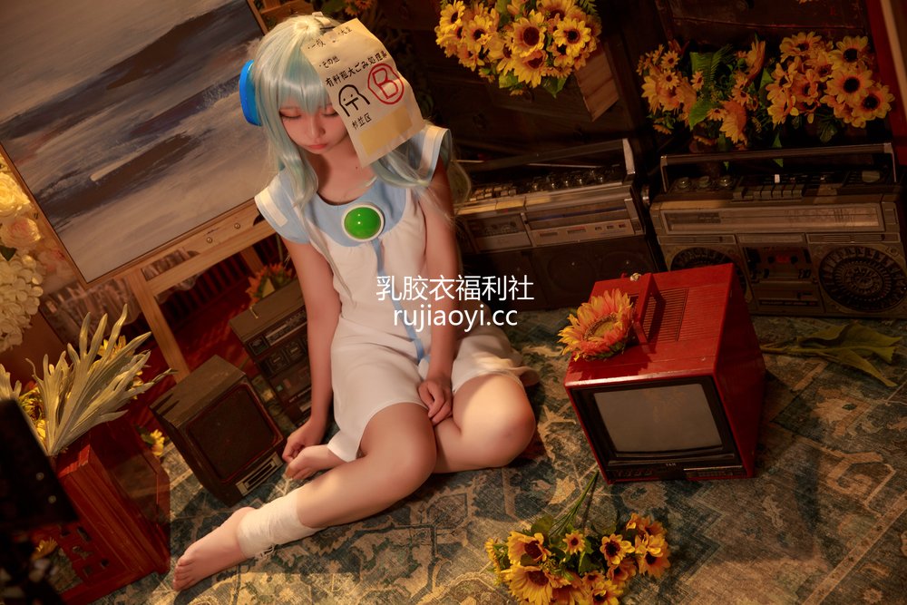 [网红杂图] G44不会受伤 – 八音盒 [12P164MB]
