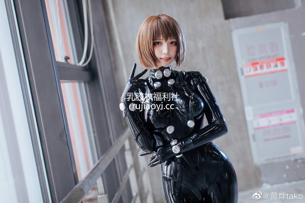 [网红杂图] 菌烨tako – 杀戮都市 高咲杏 [9P32M]