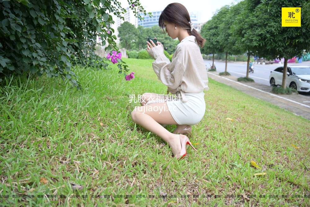 [IESS异思趣向] 《第N种幻想》一个人下班⑤ 丘主管 [90P273MB]