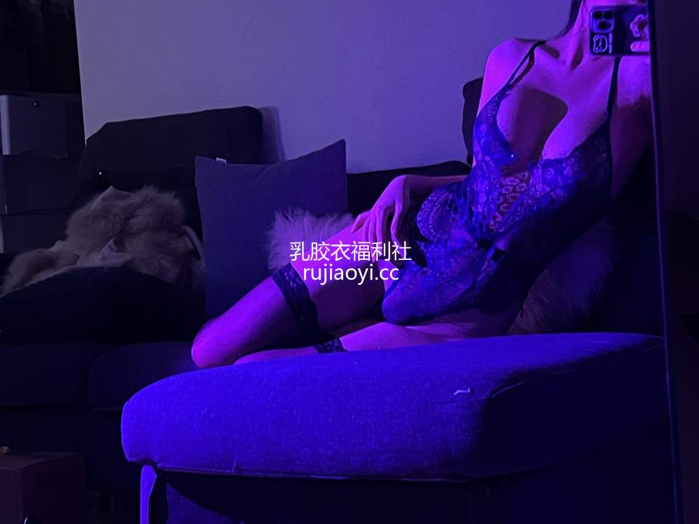 [网红杂图] 白烨 – 夜色妖姬 [75P4V1.92GB]