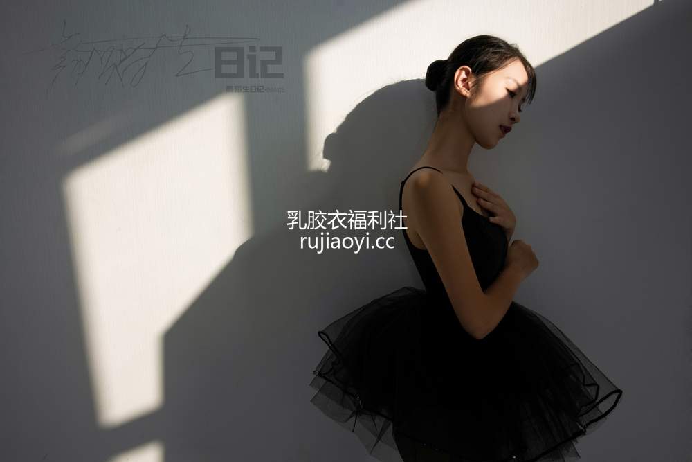 [GALLI嘉丽] 舞蹈生日记 – 075 佳宁3 [43P138MB]