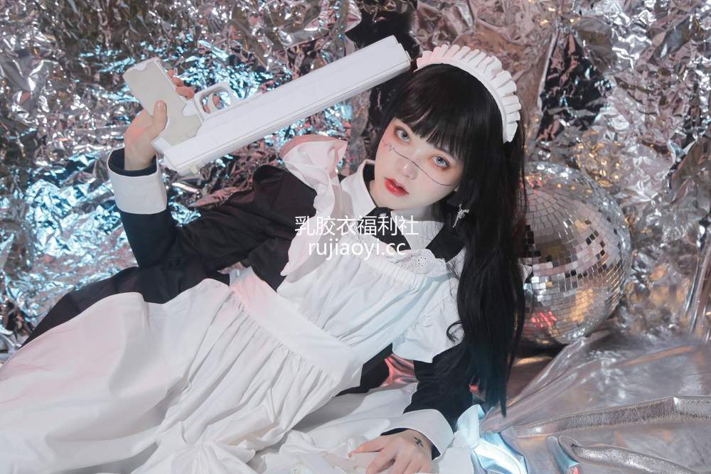 [网红杂图] Fushii_海堂 – 生化女仆 [46P385MB]