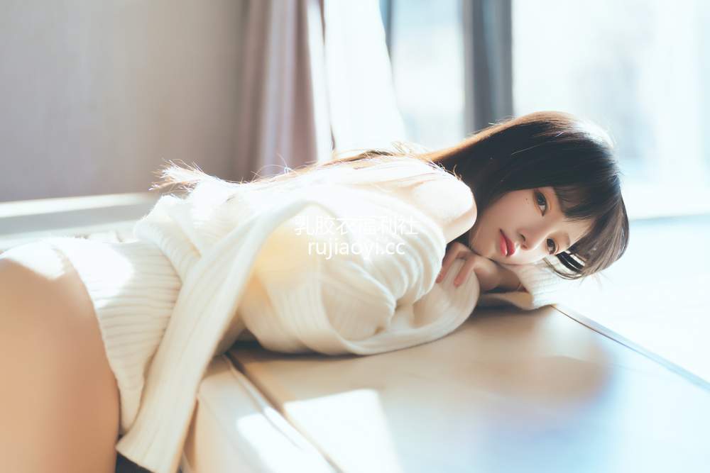[网红杂图] 桜桃喵 – 暖暖02 [35P650MB]