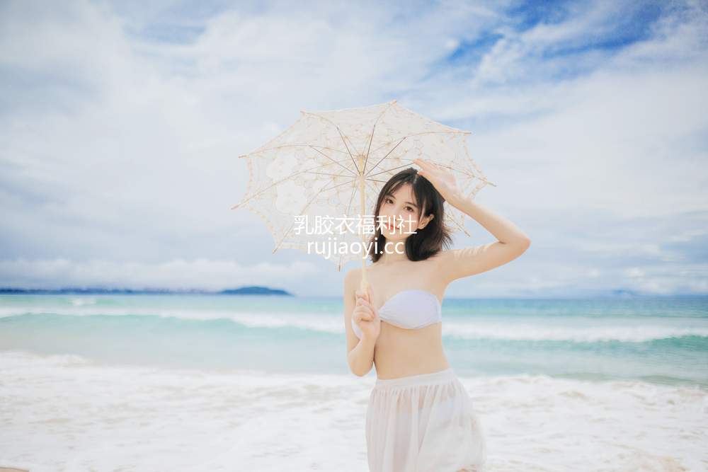 [网红杂图] 念雪ww – 听海 [36P292MB]