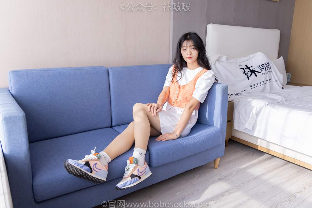 [BoBoSocks袜啵啵] No.062 涵涵运动鞋、白棉袜、厚肉丝 [145P1V6.63GB]