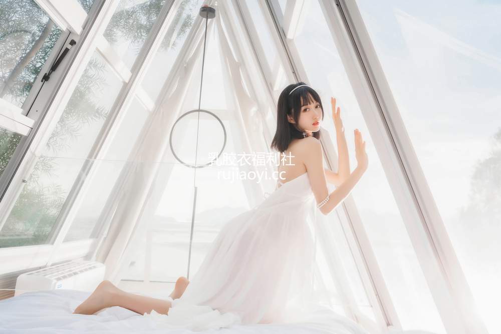 [网红杂图] 木绵绵OwO – 水波温柔 [24P436MB]