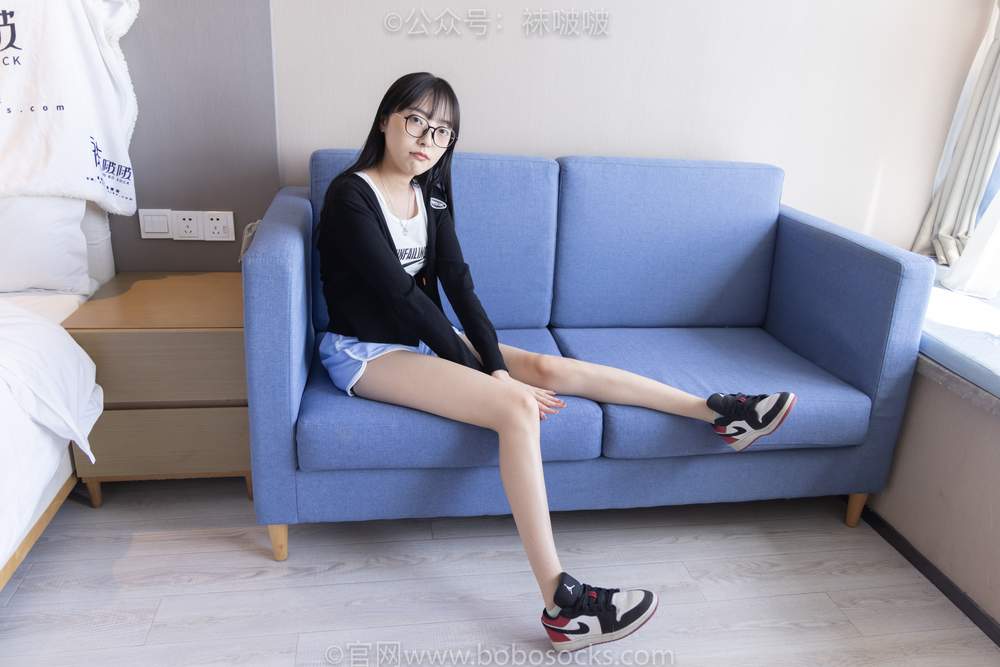 [BoBoSocks袜啵啵] No.081 稚予- AJ、浅黄色短棉袜、浅蓝色短棉袜、裸足 [145P1V5.94GB]