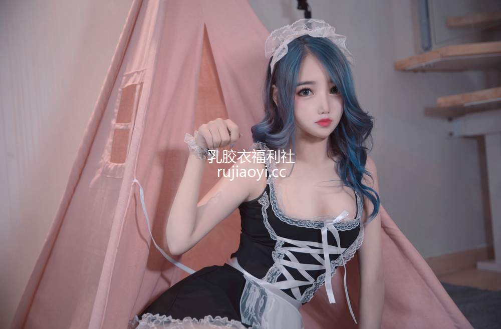 [网红杂图] eloise软软 – 女仆兔尾巴 [22P128MB]