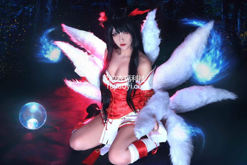 [网红杂图] 越裔正妹Hana bunny – Ahri [13P12MB]
