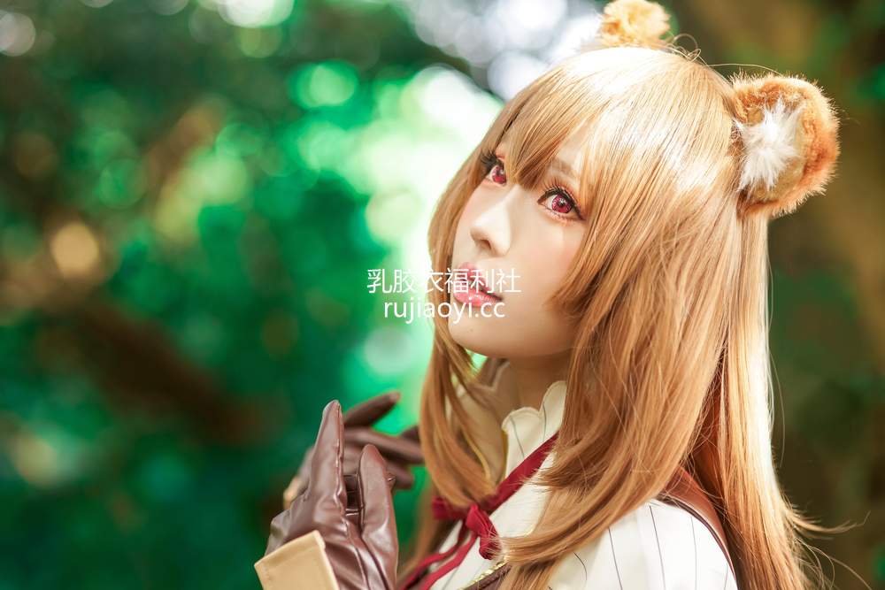 [网红杂图] Ely_eee(ElyEE子) – 小浣熊 [53P364MB]