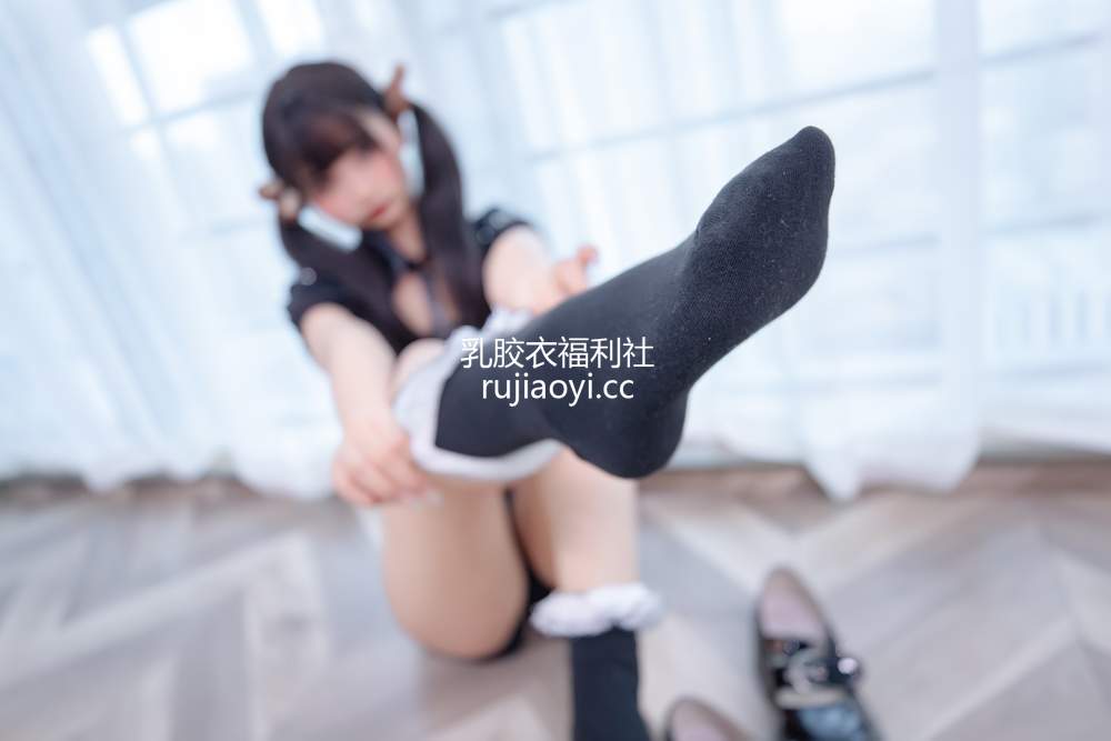 [网红杂图] 神楽板真冬 – 虎年01月微博订阅 [64P174MB]