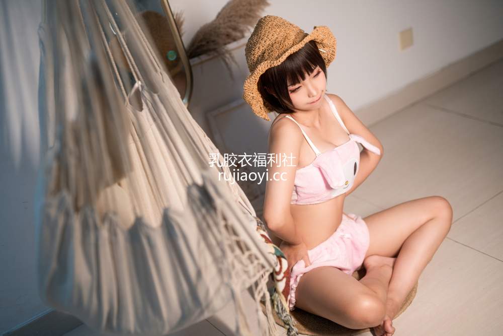[网红杂图] 蠢沫沫 – 佩蒂睡衣 [40P545M]