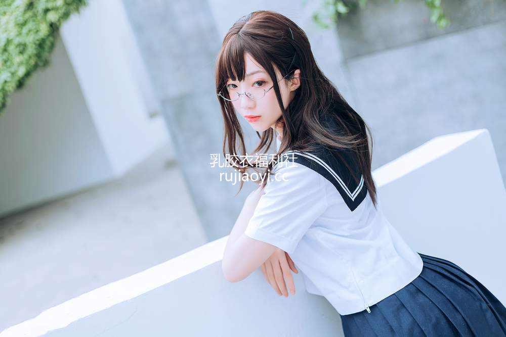 [喵糖映画] VOL.446 绿意JK [36P546MB]