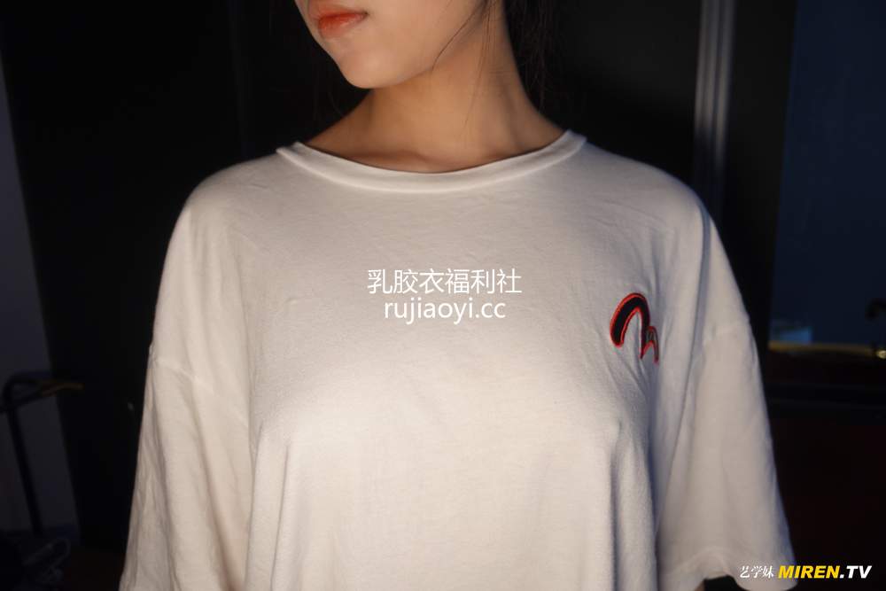 [ROSI写真] 艺学妹 2020.08.12 No.169 [80P98MB]