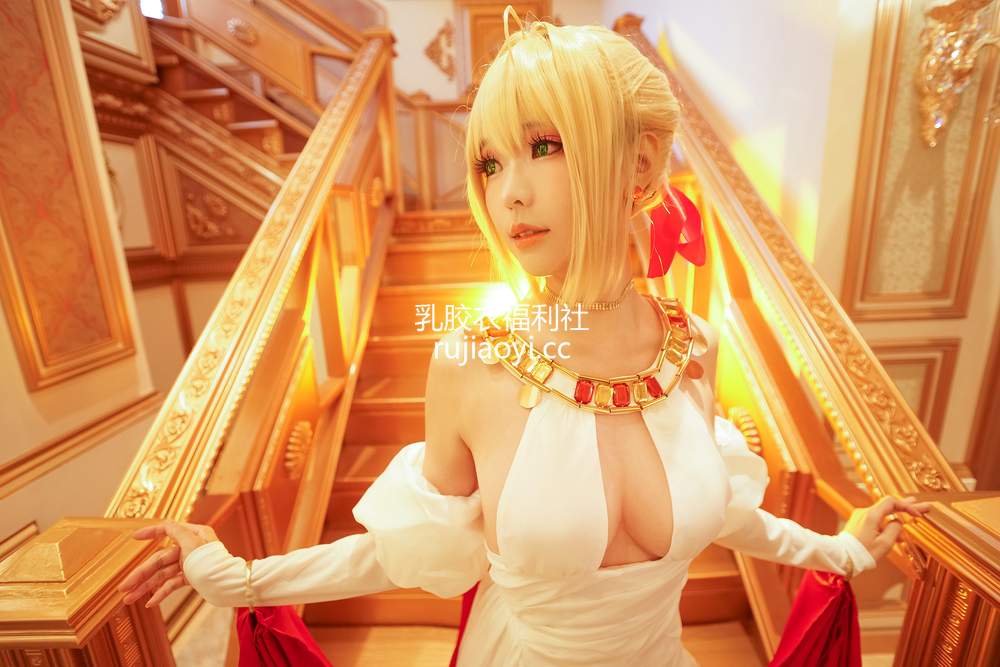 [网红杂图] Ely_eee(ElyEE子) – 尼禄 埃及 [24P126MB]