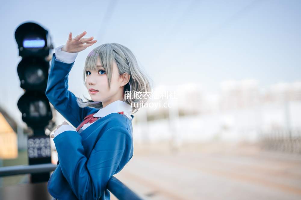 [网红杂图] 花柒Hana – 唐可可校服 [15P168MB]