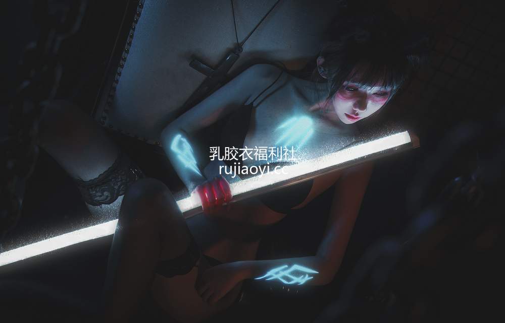 [网红杂图] 仙女月 – 赛博 [9P135MB]