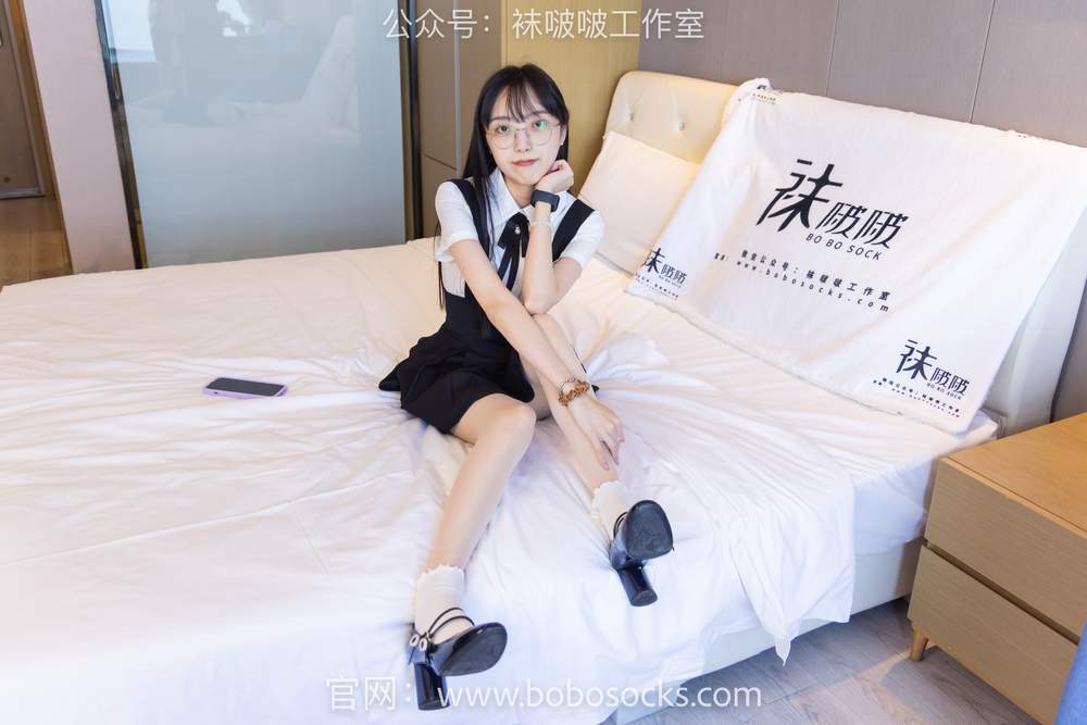 [BoBoSocks袜啵啵] No.121 稚予-高跟鞋、白棉袜、肉丝 [140P1V5.80GB]