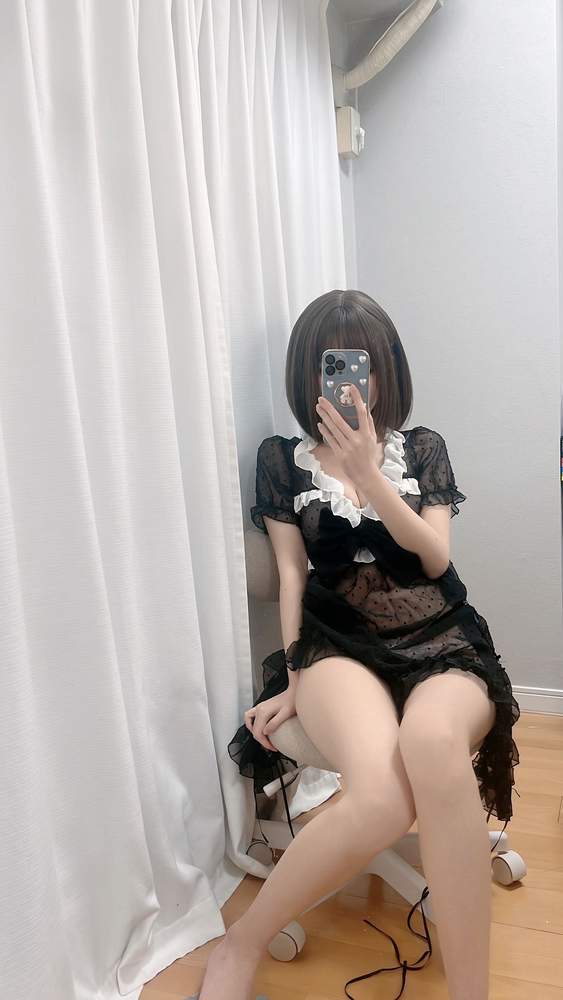 [网红杂图] 千阳(ちよ) – 短头发！[20P68MB]