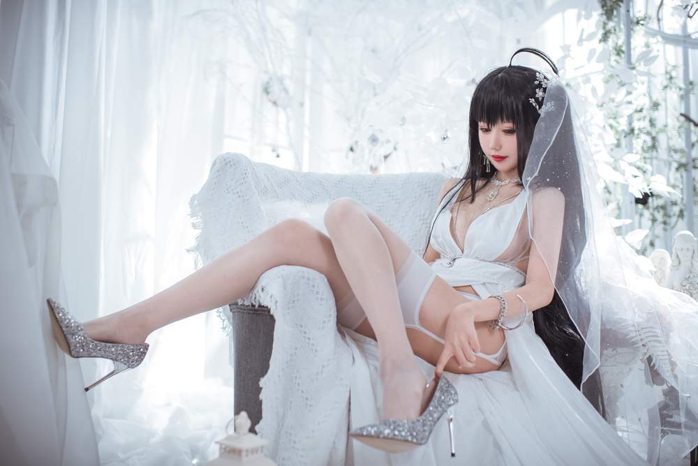 [网红杂图] 仙女月 – 大凤花嫁 [30P218MB]