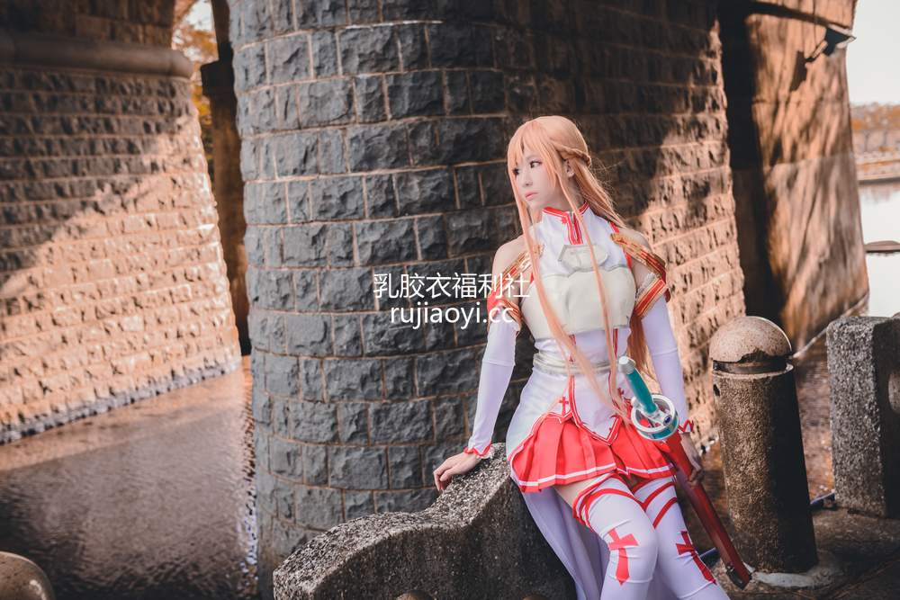 [网红杂图] 白神泱 – 亚丝娜 [130P150MB]