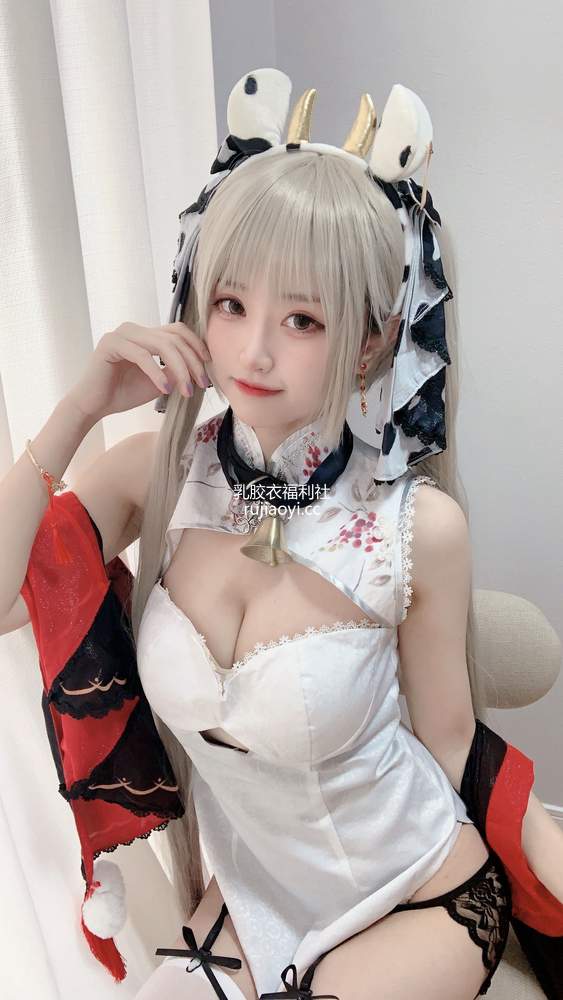 [网红杂图] 千阳(ちよ) – 可畏半身 [9P31MB]