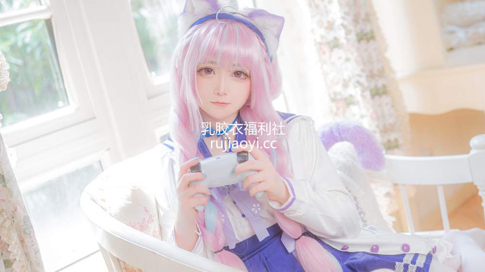 [网红杂图] Sayako – 阿库娅JK [72P385MB]