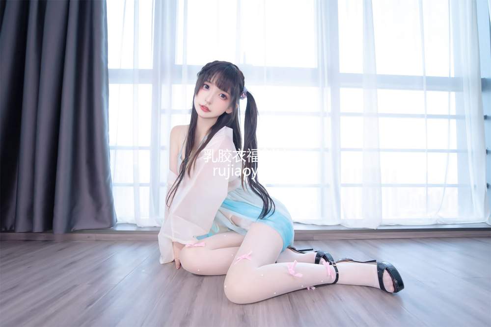 [网红杂图] 神楽板真冬 – 醉梦星河 [75P290MB]