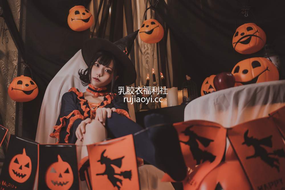 [网红杂图] 白易子教主 – 万圣节魔女 [10P127MB]