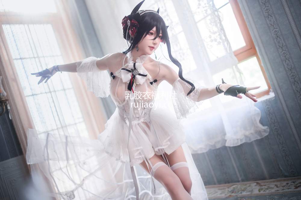 [网红杂图] 阿包也是兔娘 – 明日方舟 伊内斯芭蕾 [25P176MB]