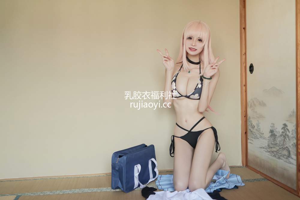 [网红杂图] 爱老师_PhD – 喜多川海梦 校服 泳装 [17P116MB]