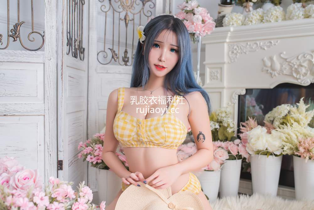 [网红杂图] 花リリ(Plant Lily) – Yellow September [16P81MB]