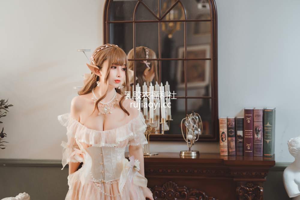 [网红杂图] rioko凉凉子 – 精灵姐姐 [31P5V470MB]