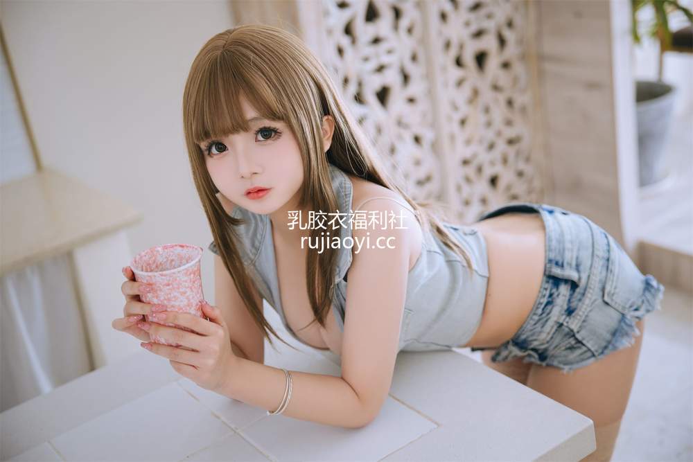 [网红杂图] 日奈娇 – 牛仔姐姐 [69P439MB]