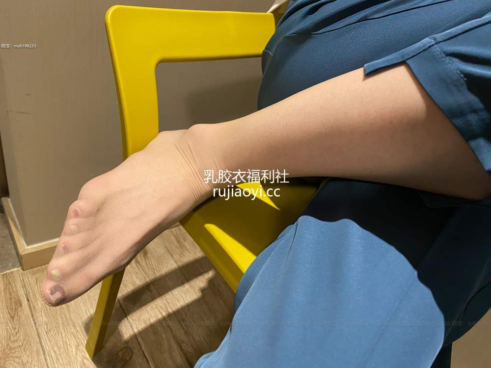 [ISS系列] – 欣欣 裹胸 [96P1V845MB]