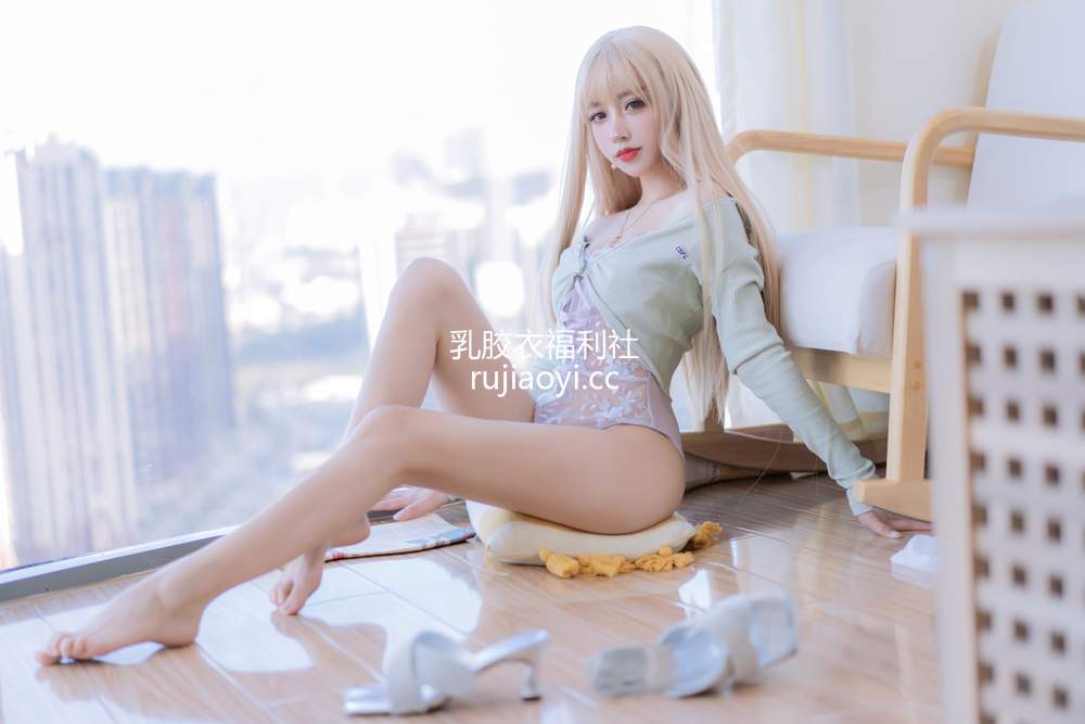 [网红杂图] 过期米线线喵 – 小娇妻 [60P390MB]