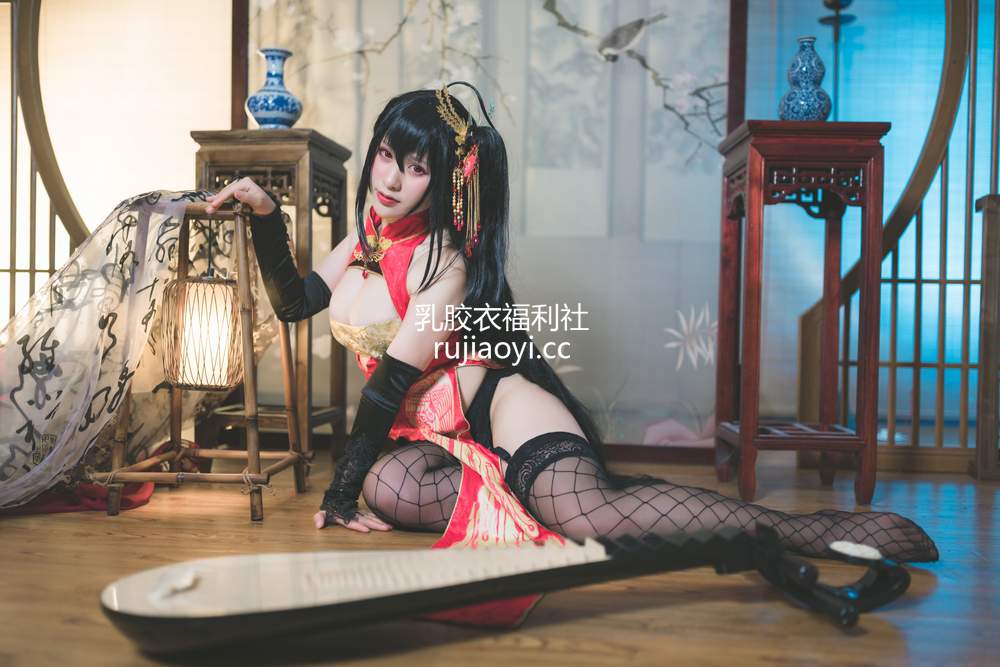 [网红杂图] 柘烟_Zuken – 大凤旗袍 [24P336MB]