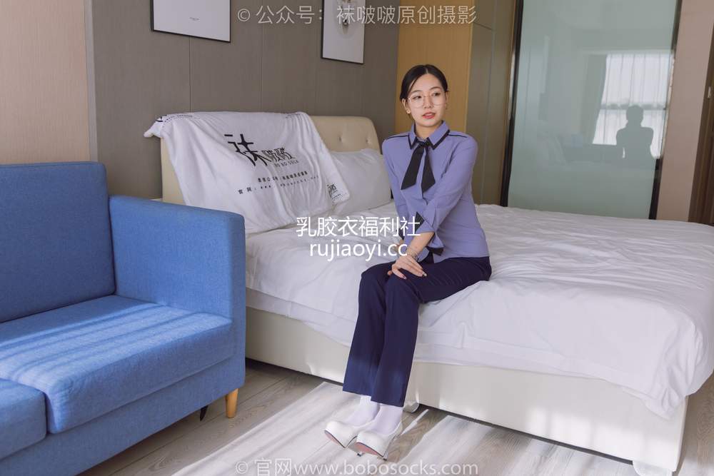 [BoBoSocks袜啵啵] No.178 小甜豆-高跟鞋、厚白丝、ol风裤里丝 [140P1V5.77GB]