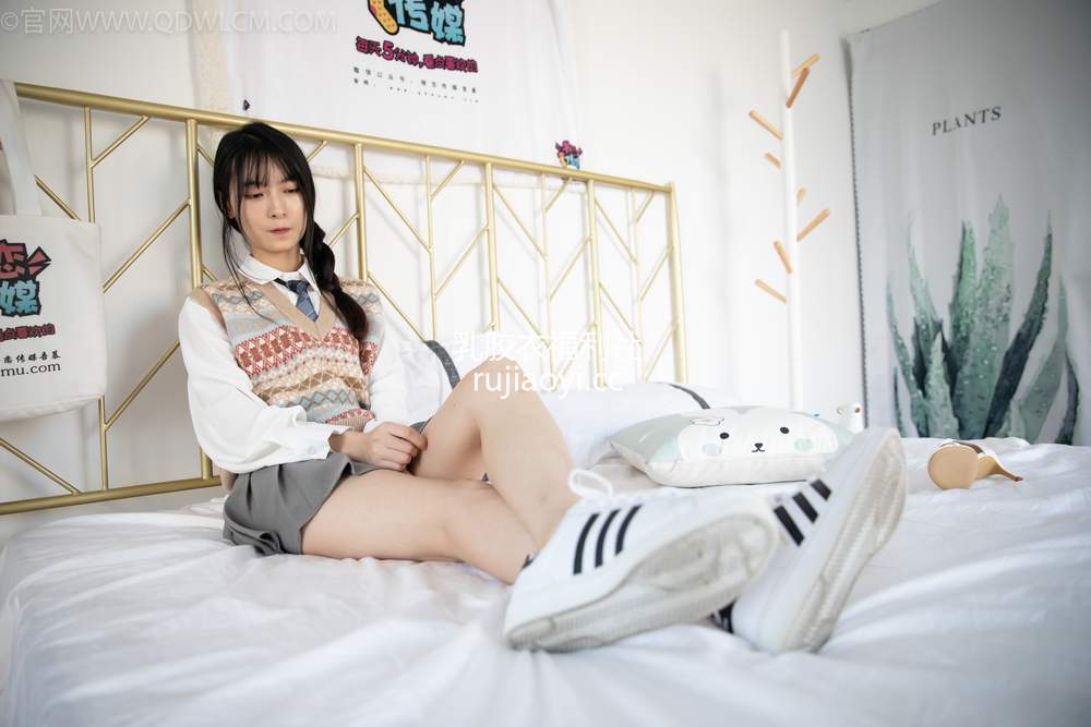 [物恋传媒] No.1162 猫耳-诉说倾听 [126P1V5.66GB]