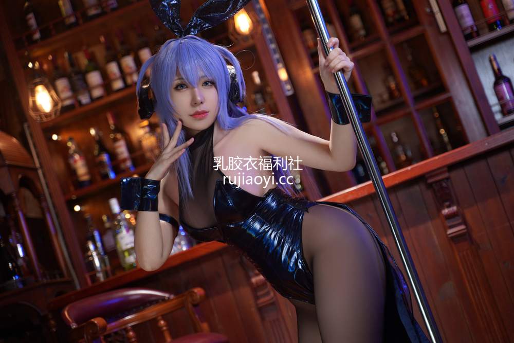 [网红杂图] 虎森森 – 新泽西 花园兔女郎 [20P234MB]