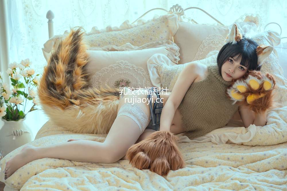 [网红杂图] 七月喵子 – 幻想兽娘集日食 牙牙 [26P270MB]