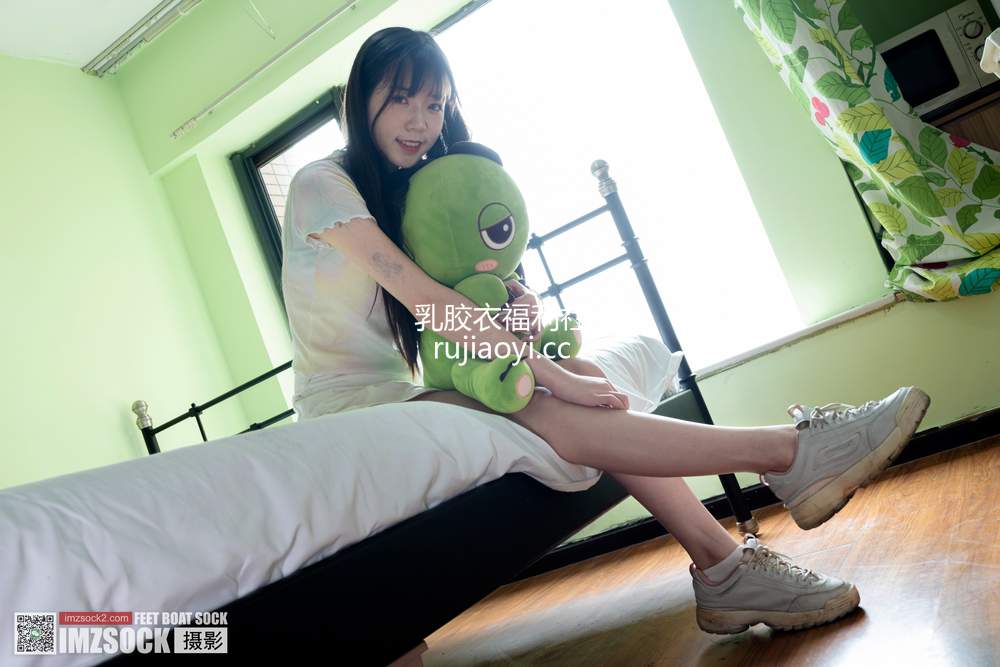 [MZSOCK爱美足] No.089 音音 [123P1V1.72GB]