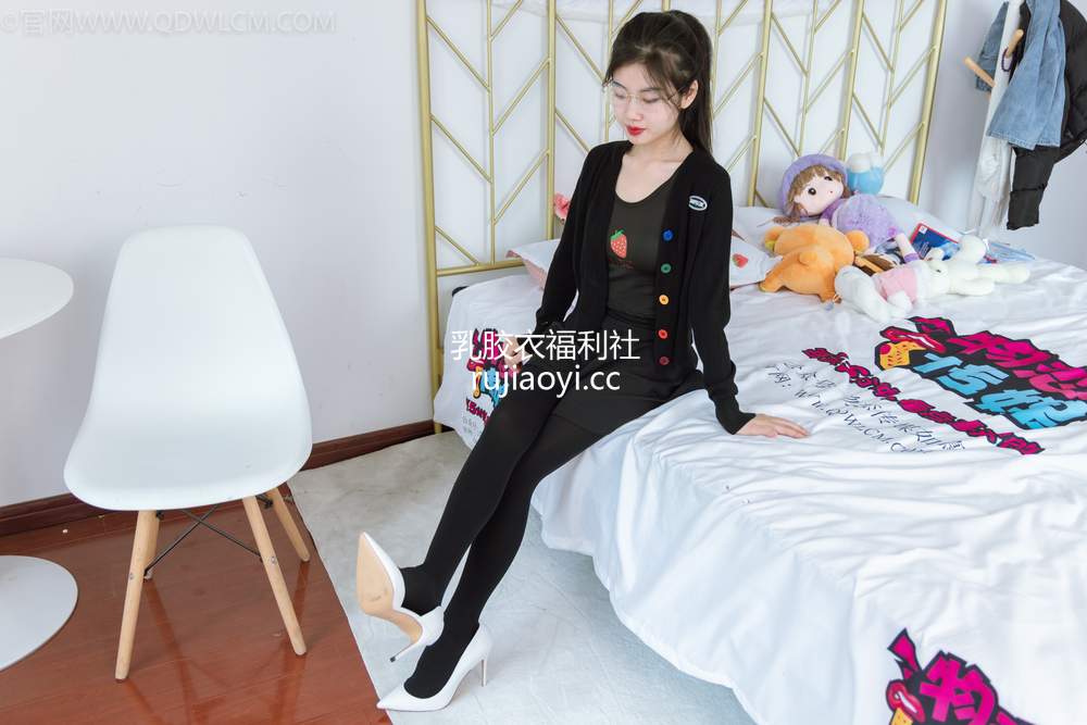 [物恋传媒] No.1137 米米-夜得精灵 [148P1V4.23GB]