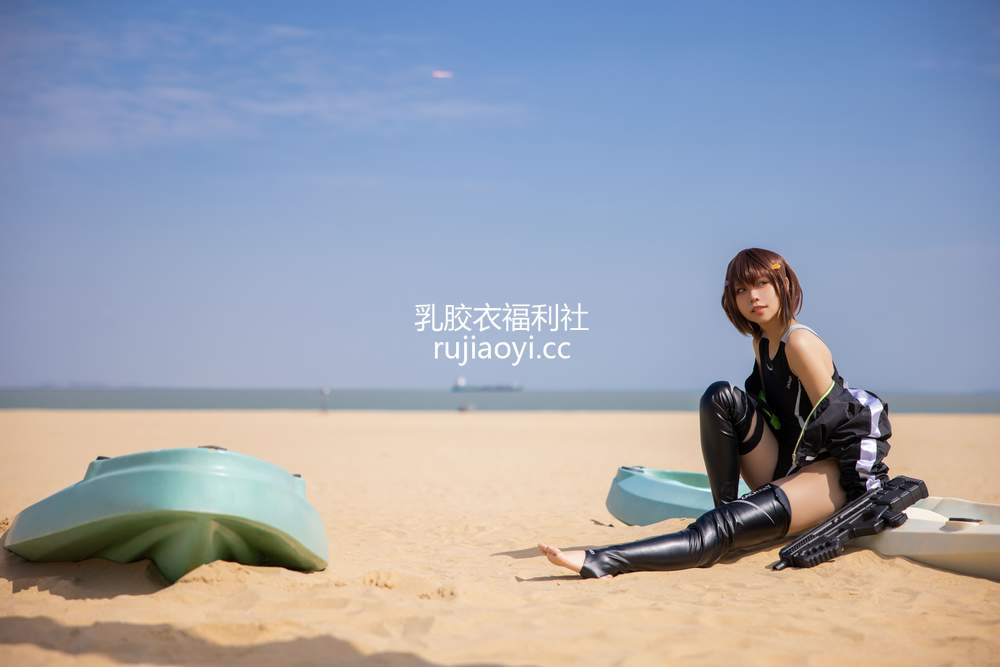 [网红杂图] G44不会受伤 – 水泳部的部長 [57P642MB]